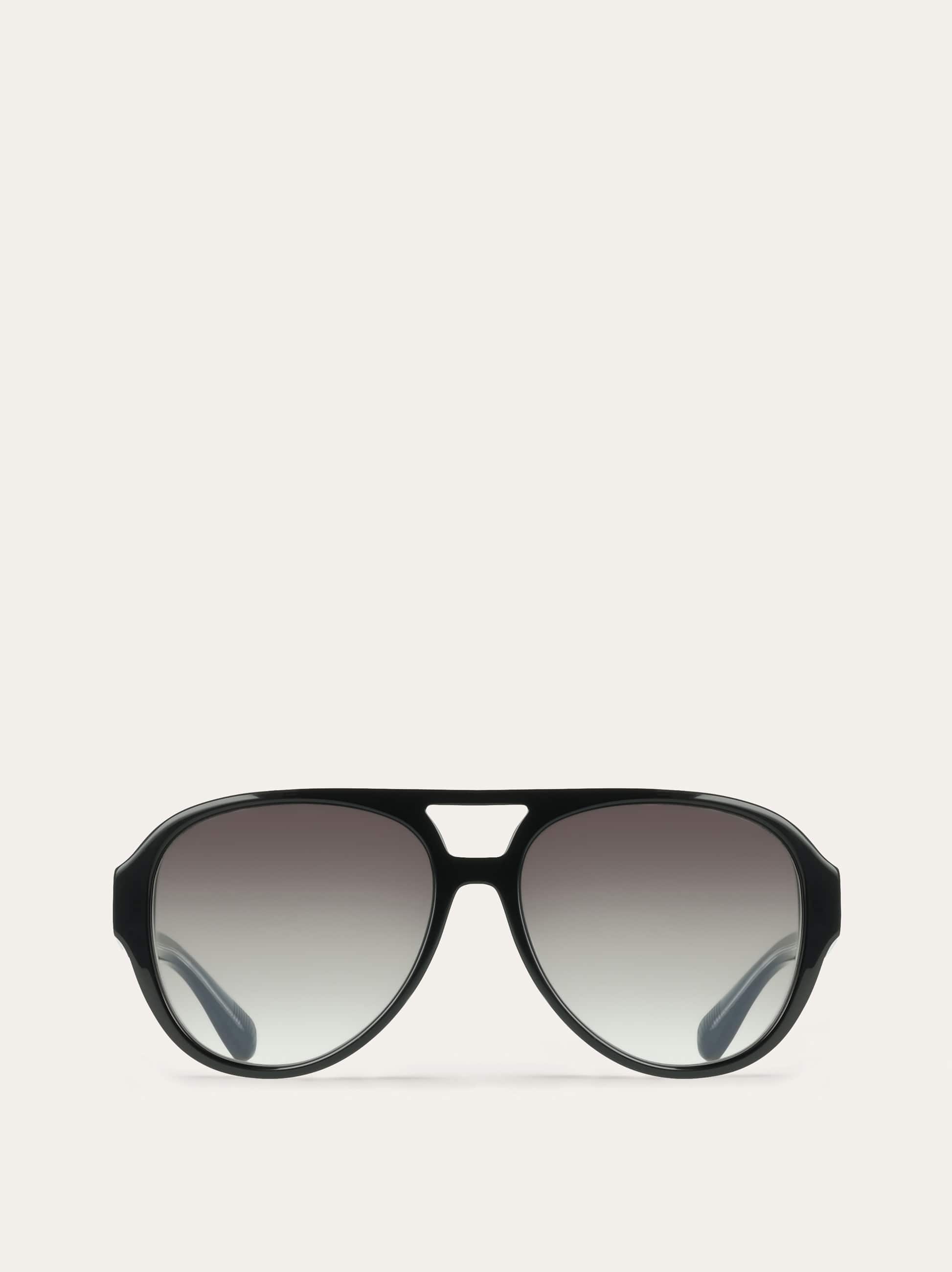 Ferragamo Women Aviator frame sunglasses Black