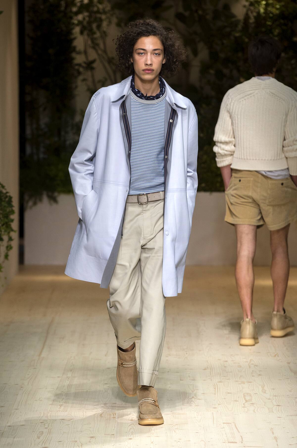 look 18