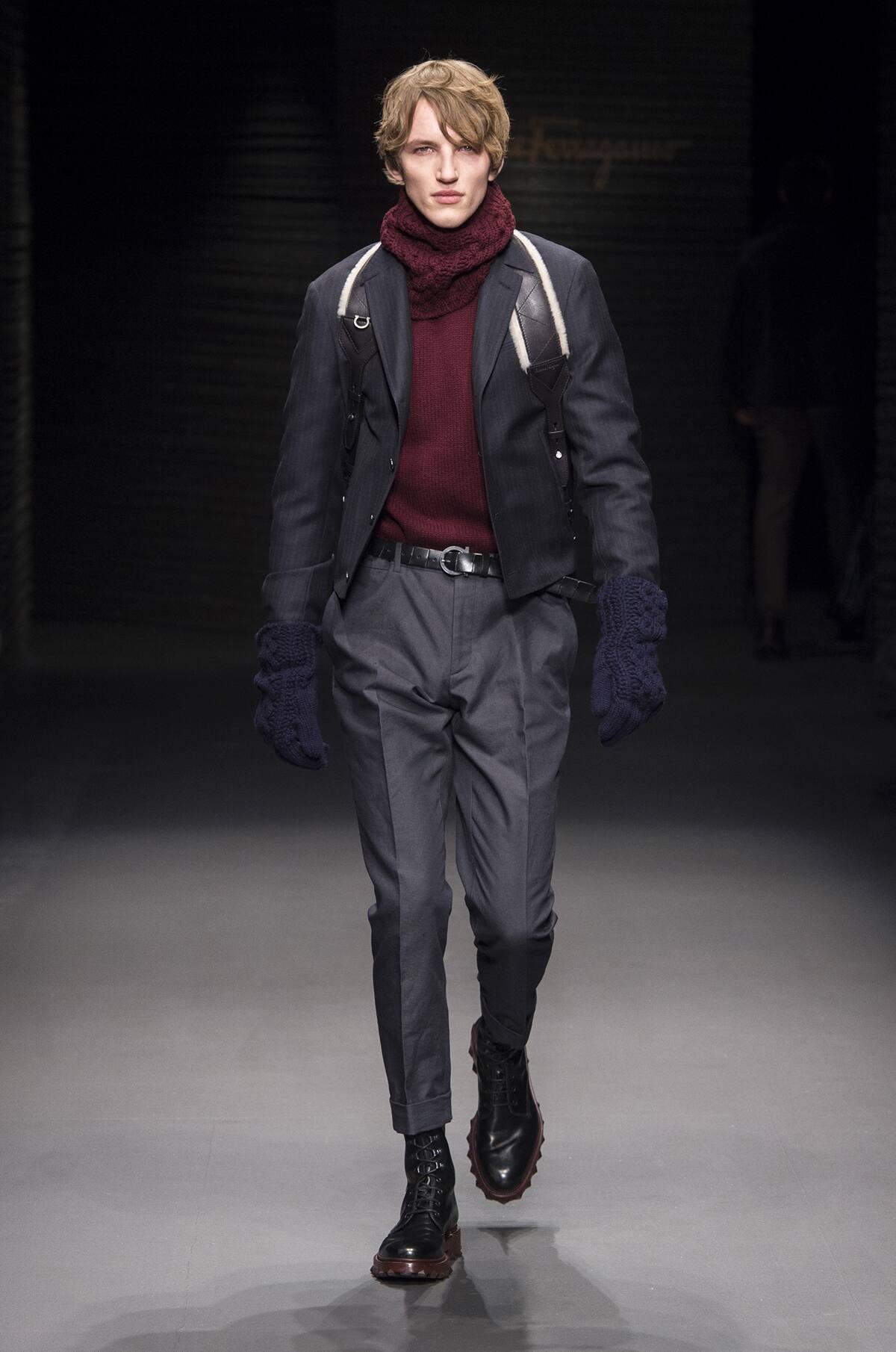 look 24