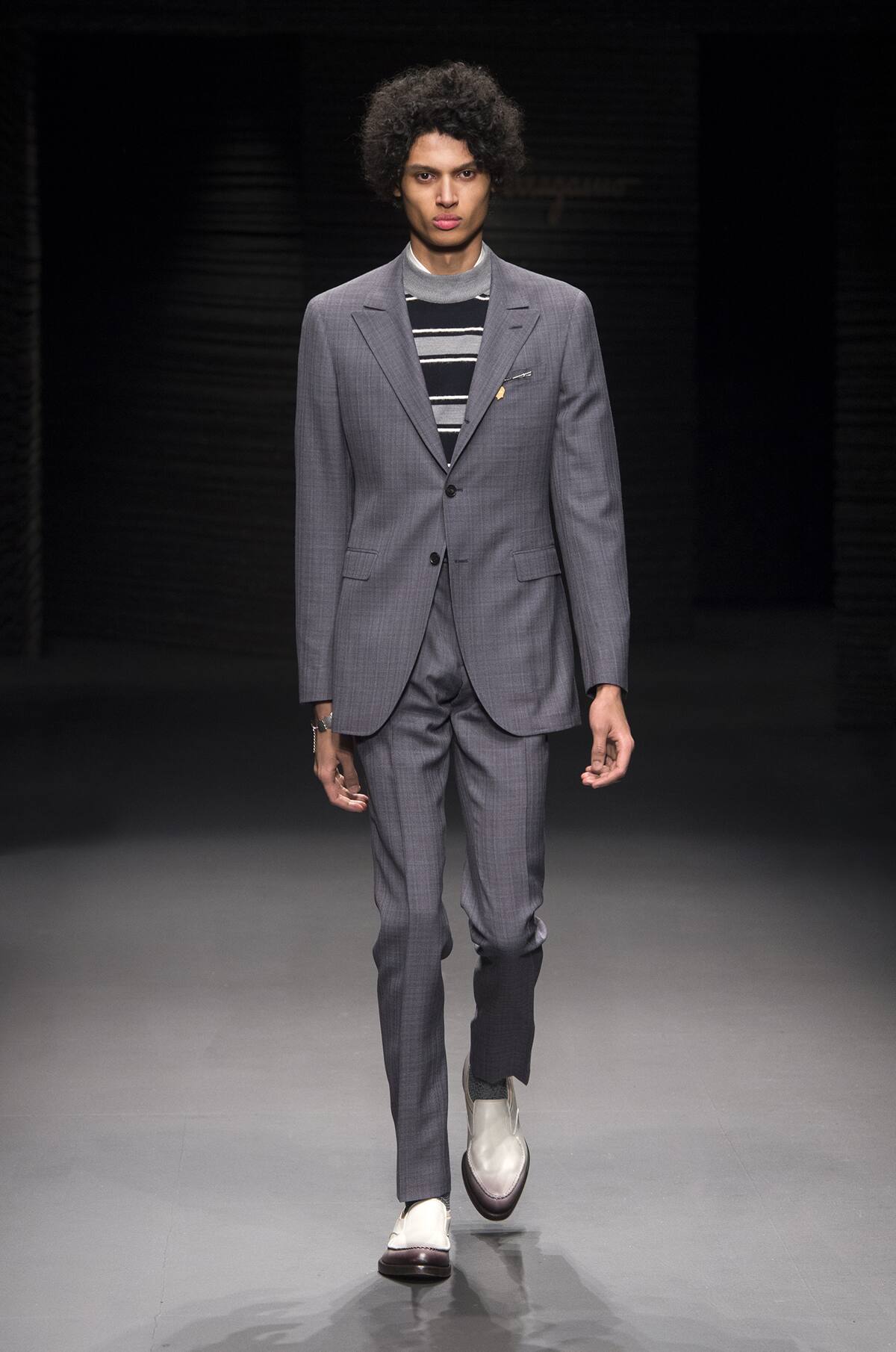 look 43