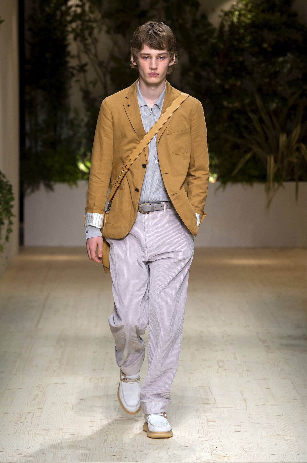 look 05