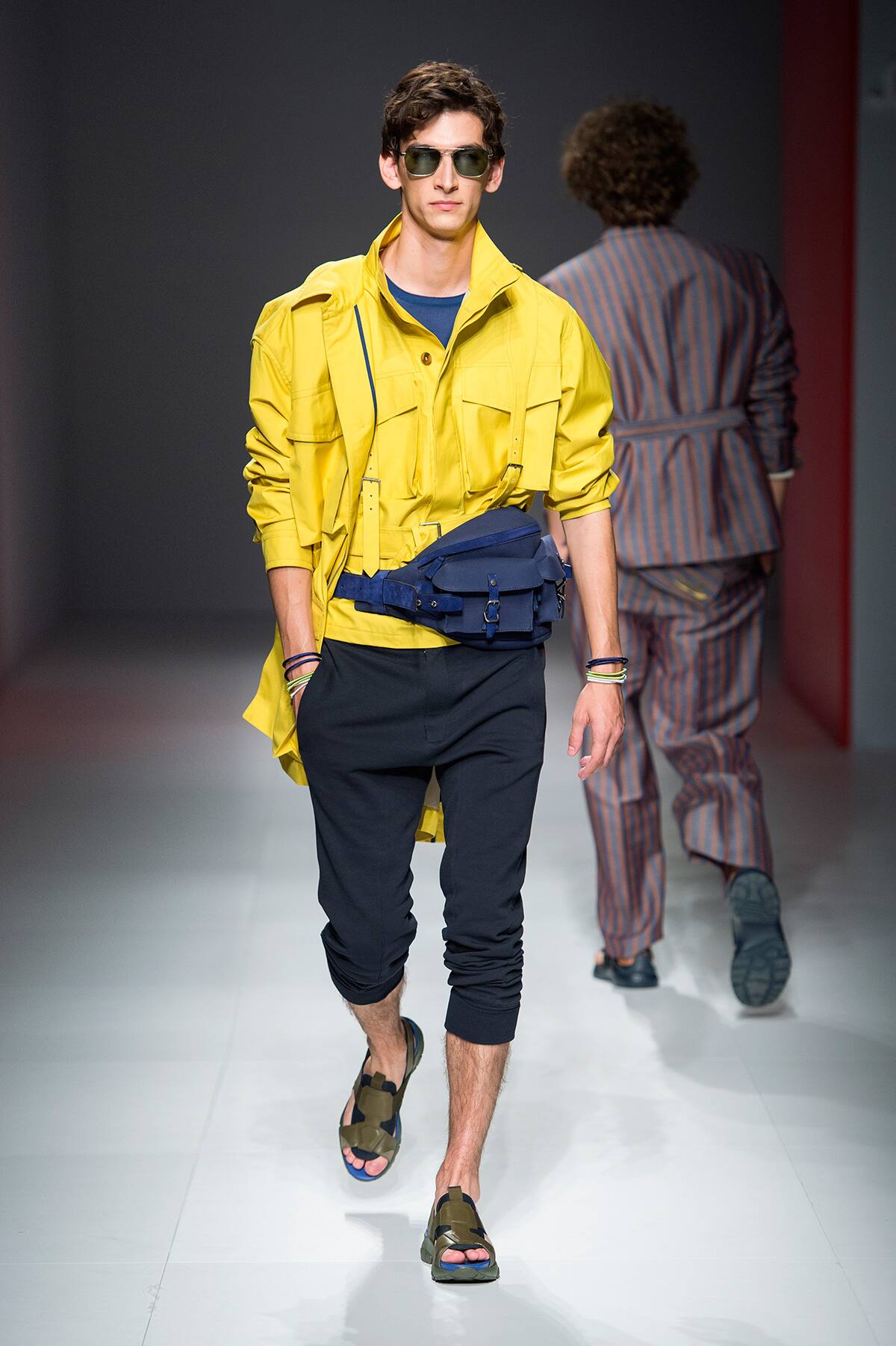 look 31