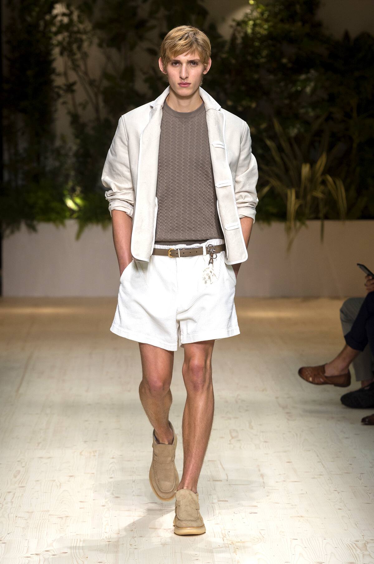 look 06