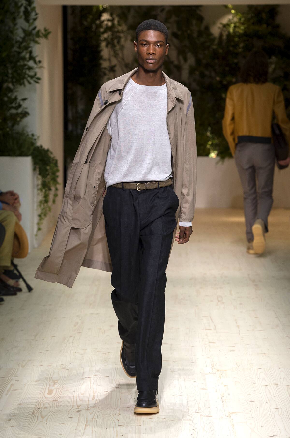 look 19