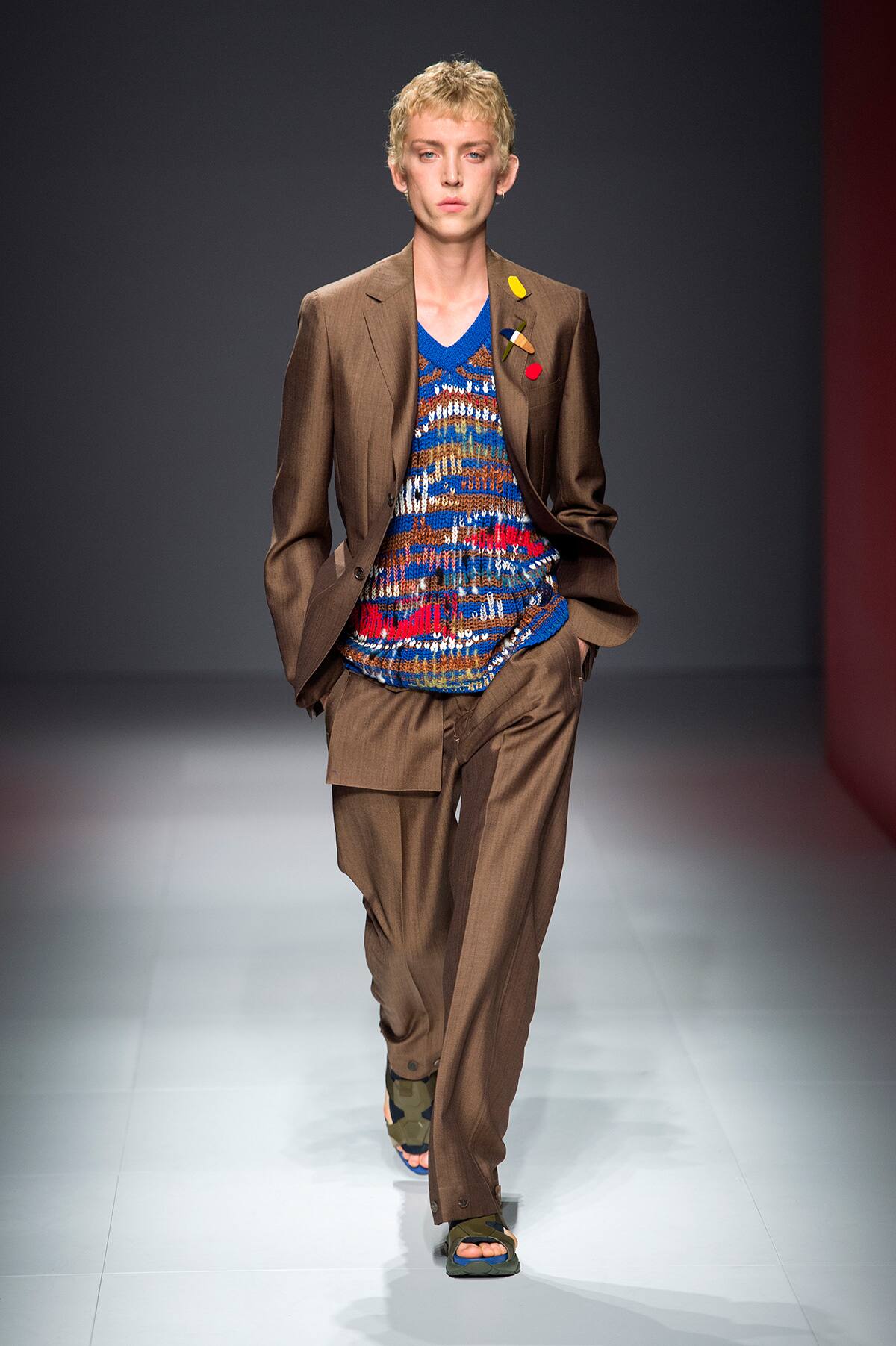 look 28