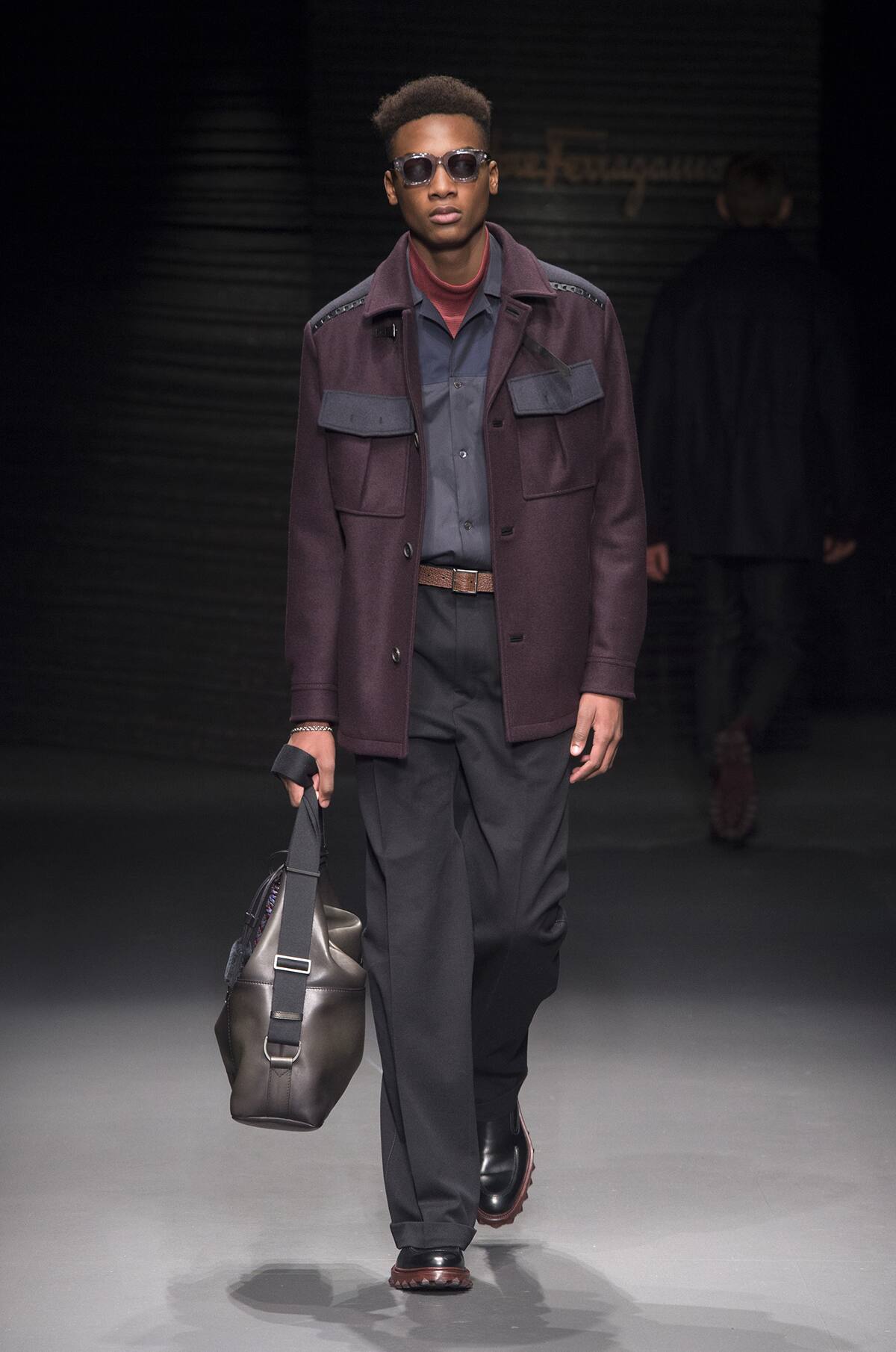 look 32