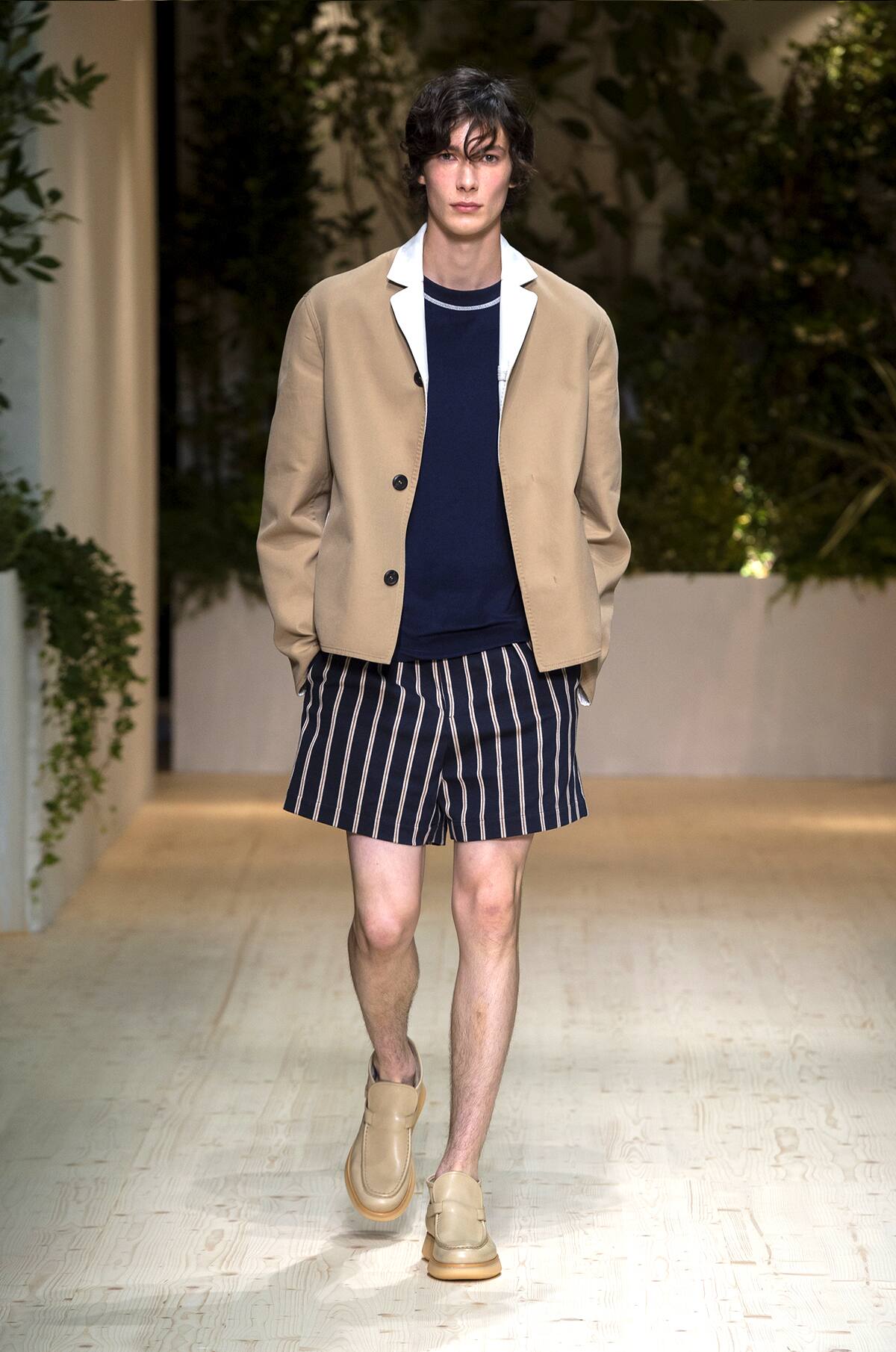 look 25