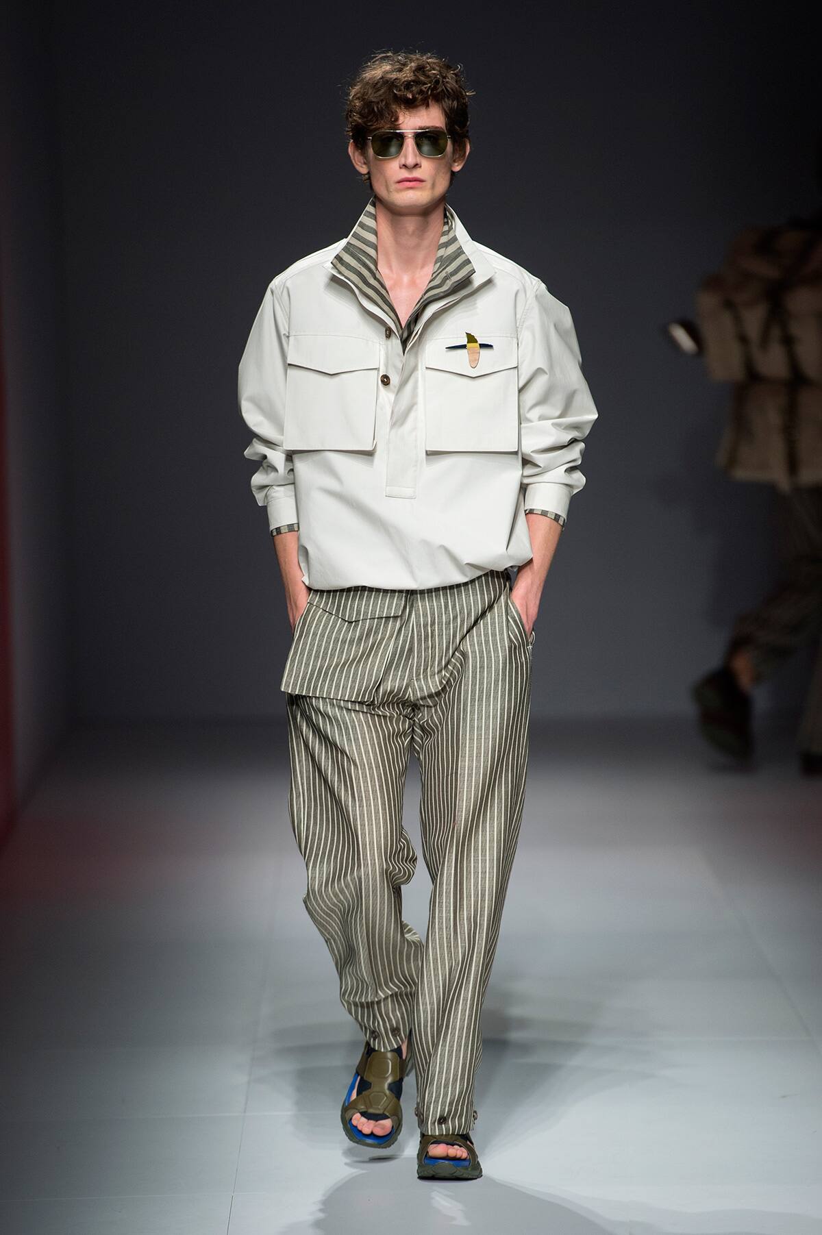 look 24
