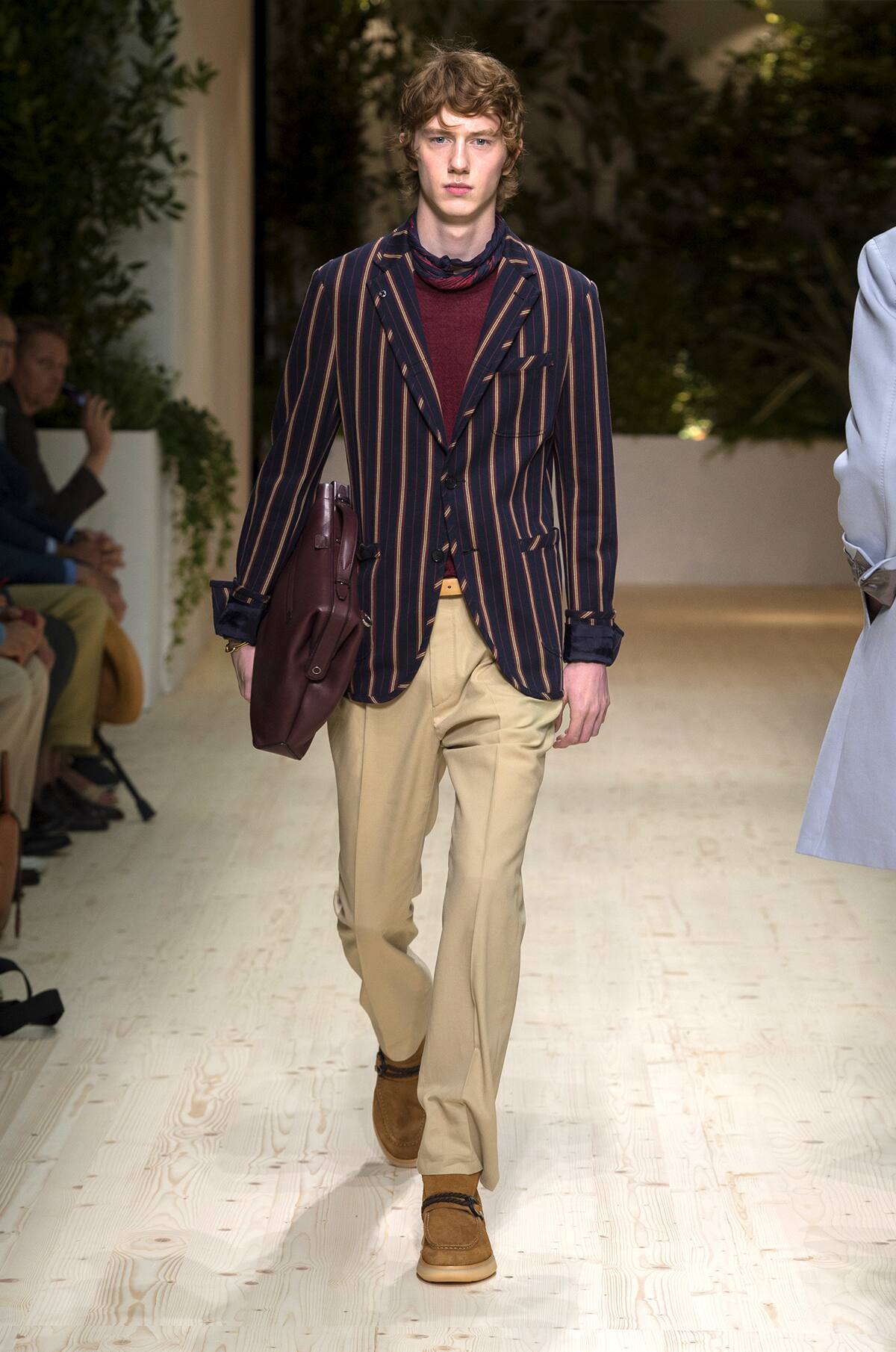 look 24