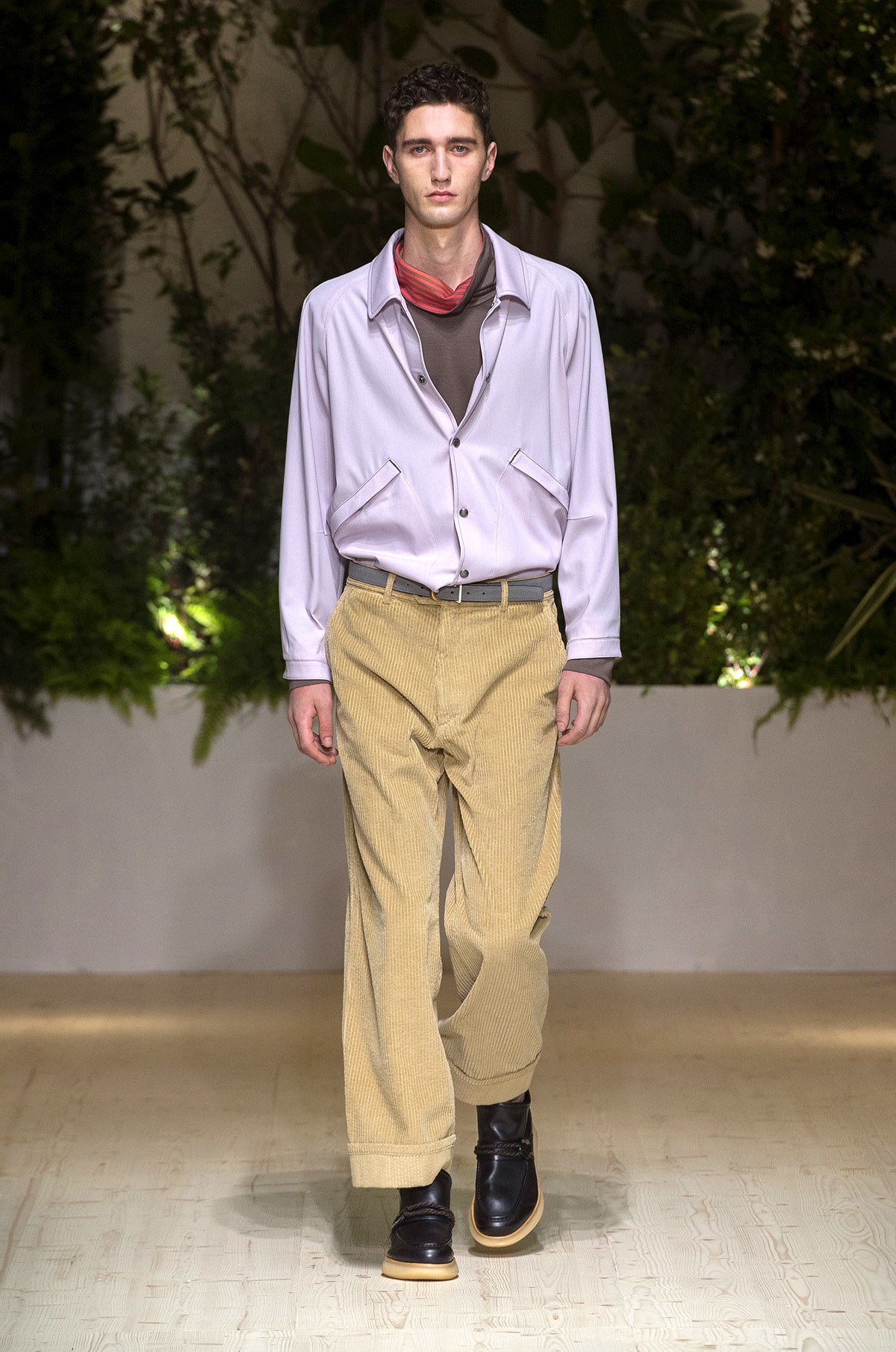 look 03