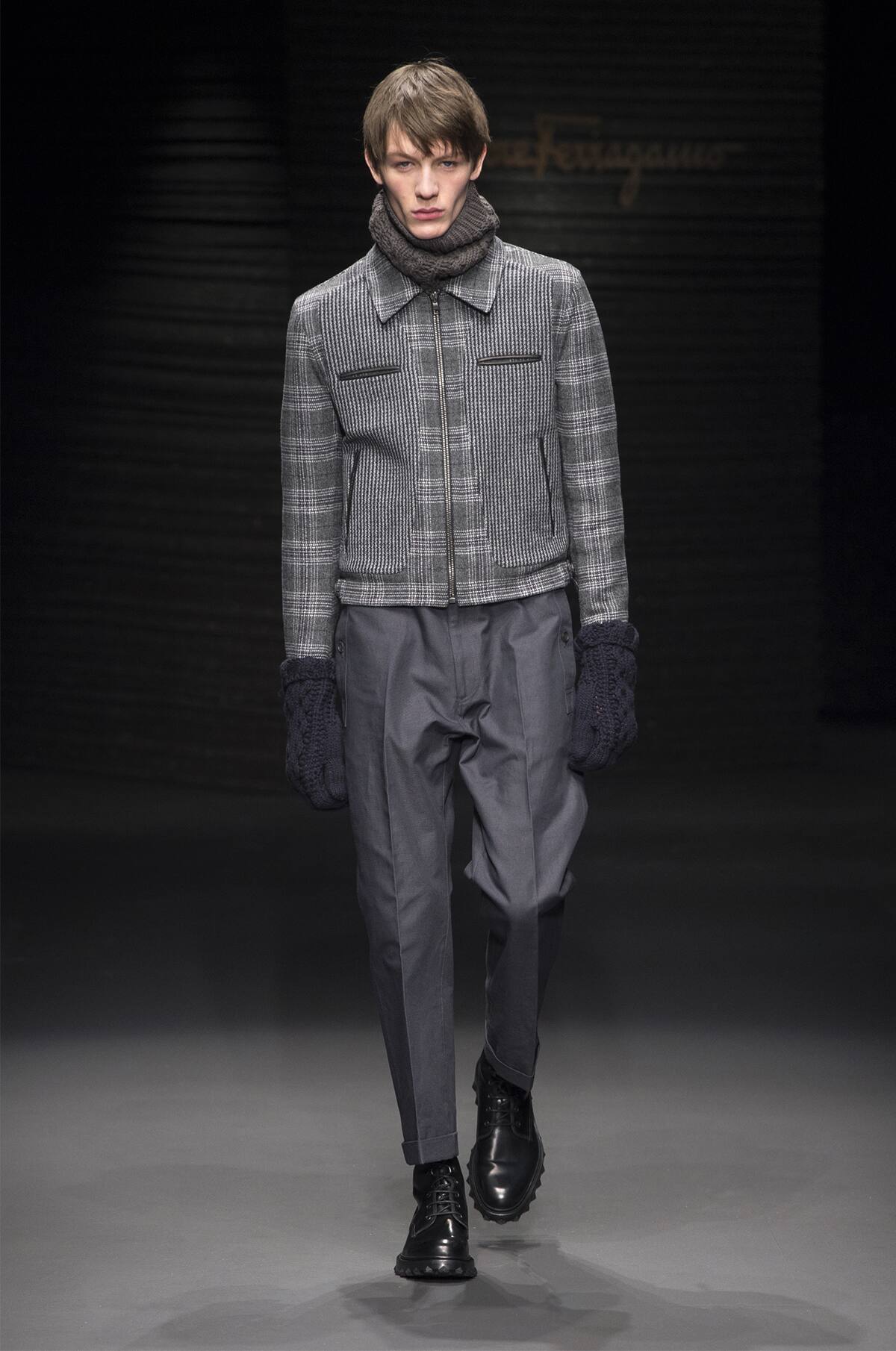 look 05