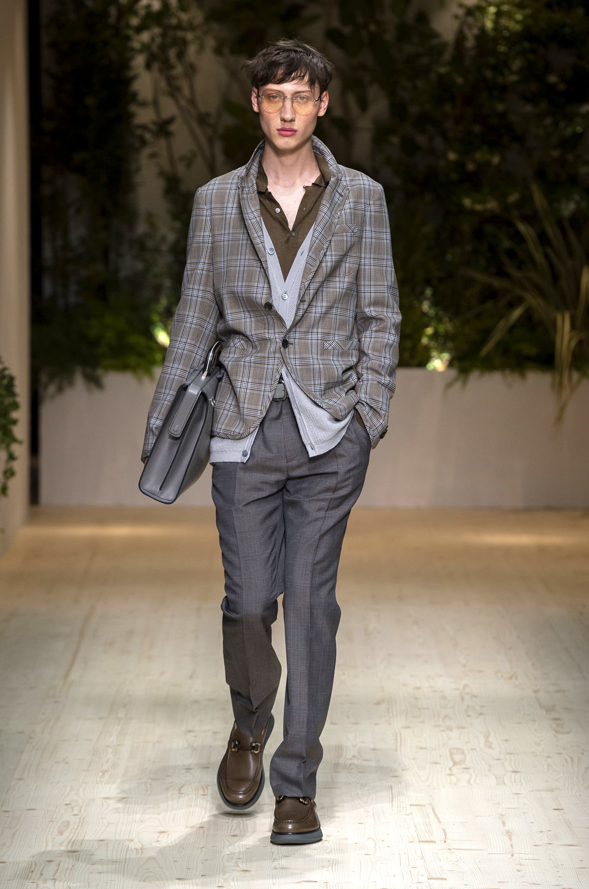 look 11