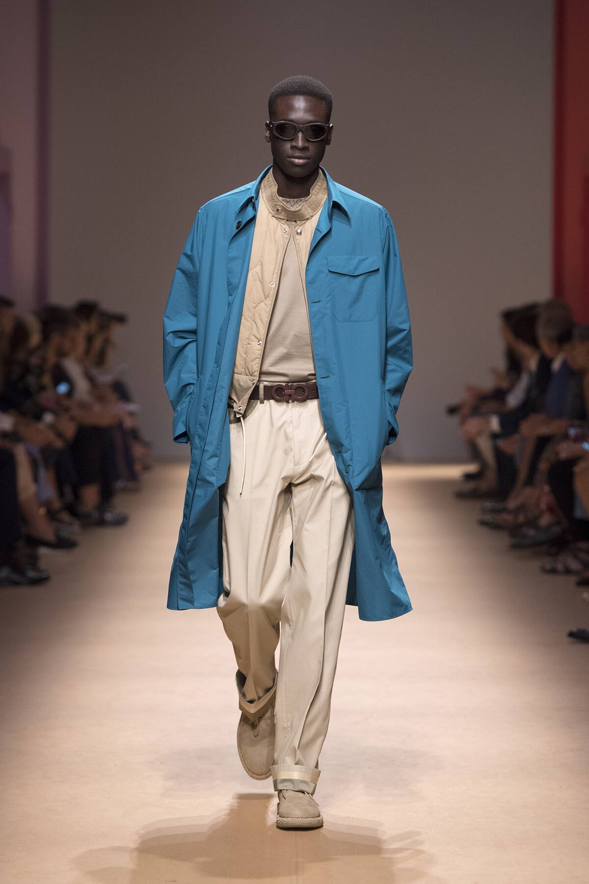 look16